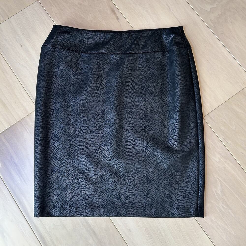 Frank Lyman Montreal Straight Skirt Scale Print Women’s 8 CAN-USA